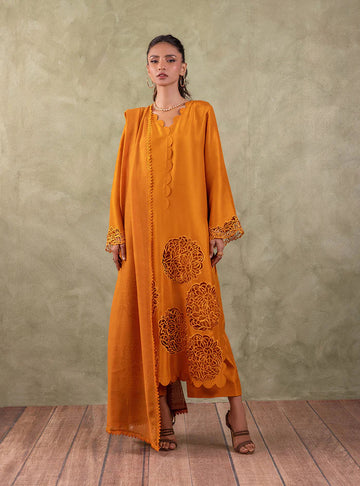 Zainab Chottani | Eid Edit 24 | Burning Amber