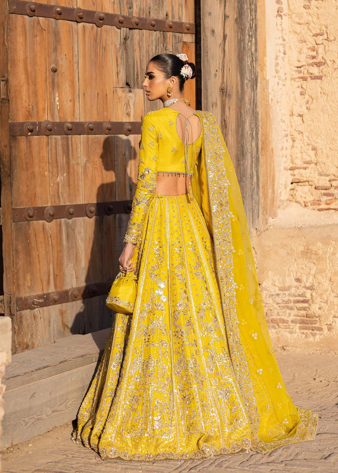 Akbar Aslam | Dastaan Luxury Formals | Nureh