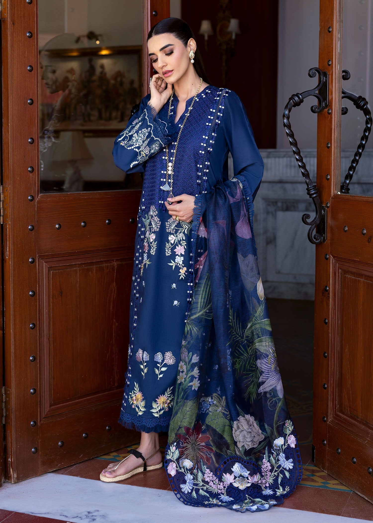 Saira Shakira | Bloom Lawn 25 | HANGING GARDENS 2-B - Seharnaz