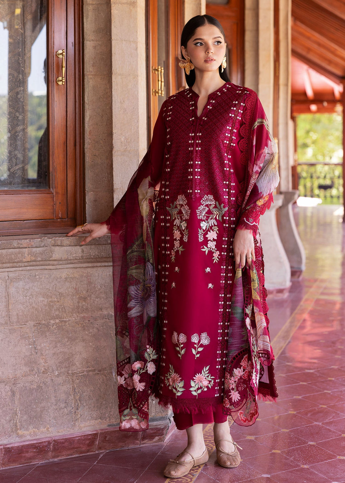 Saira Shakira | Bloom Lawn 25 | HANGING GARDENS 2-A - Seharnaz