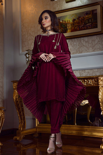 Mehak Yaqoob | Guzel Formals | Orla