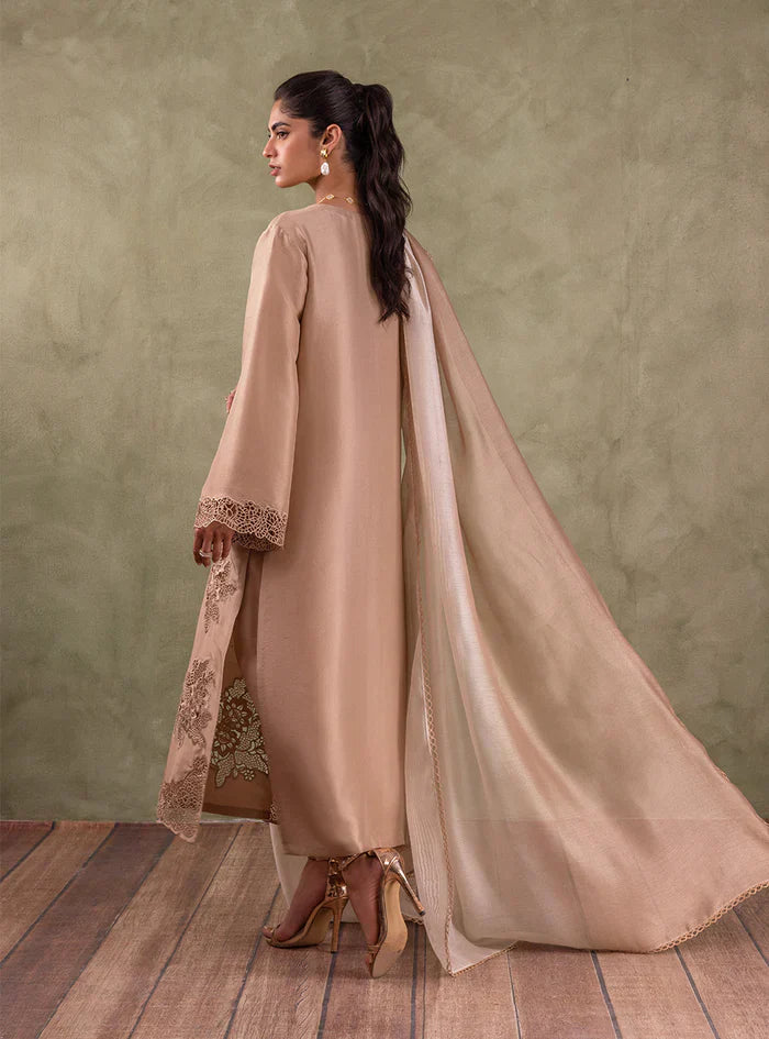 Zainab Chottani | Eid Edit 24 | Coral Champagne