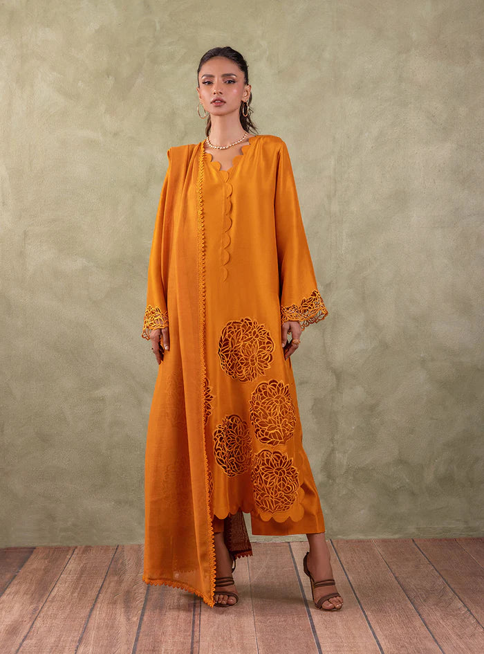 Zainab Chottani | Eid Edit 24 | Burning Amber