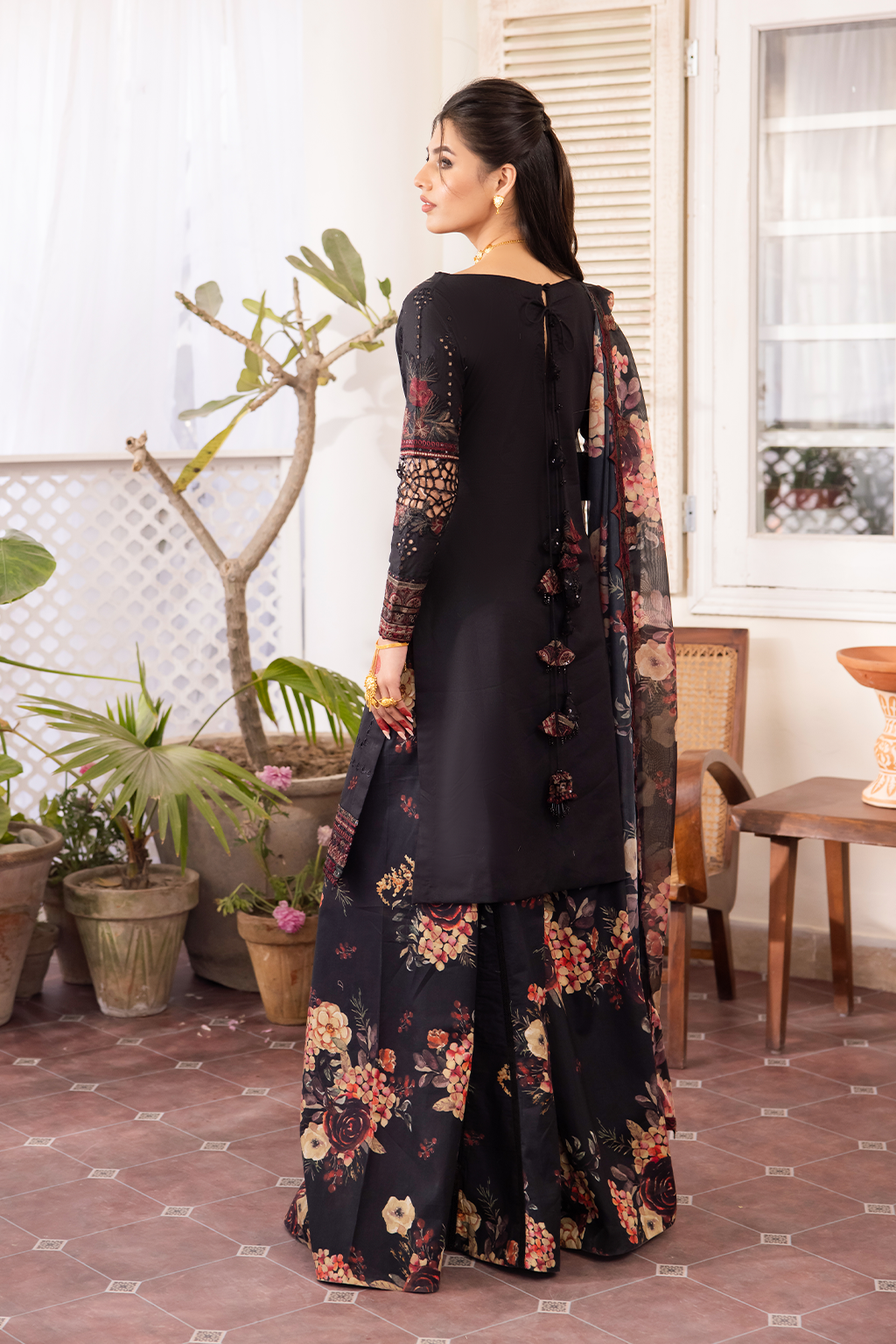 Iznik | Nani Ka Ghar | NKG-01