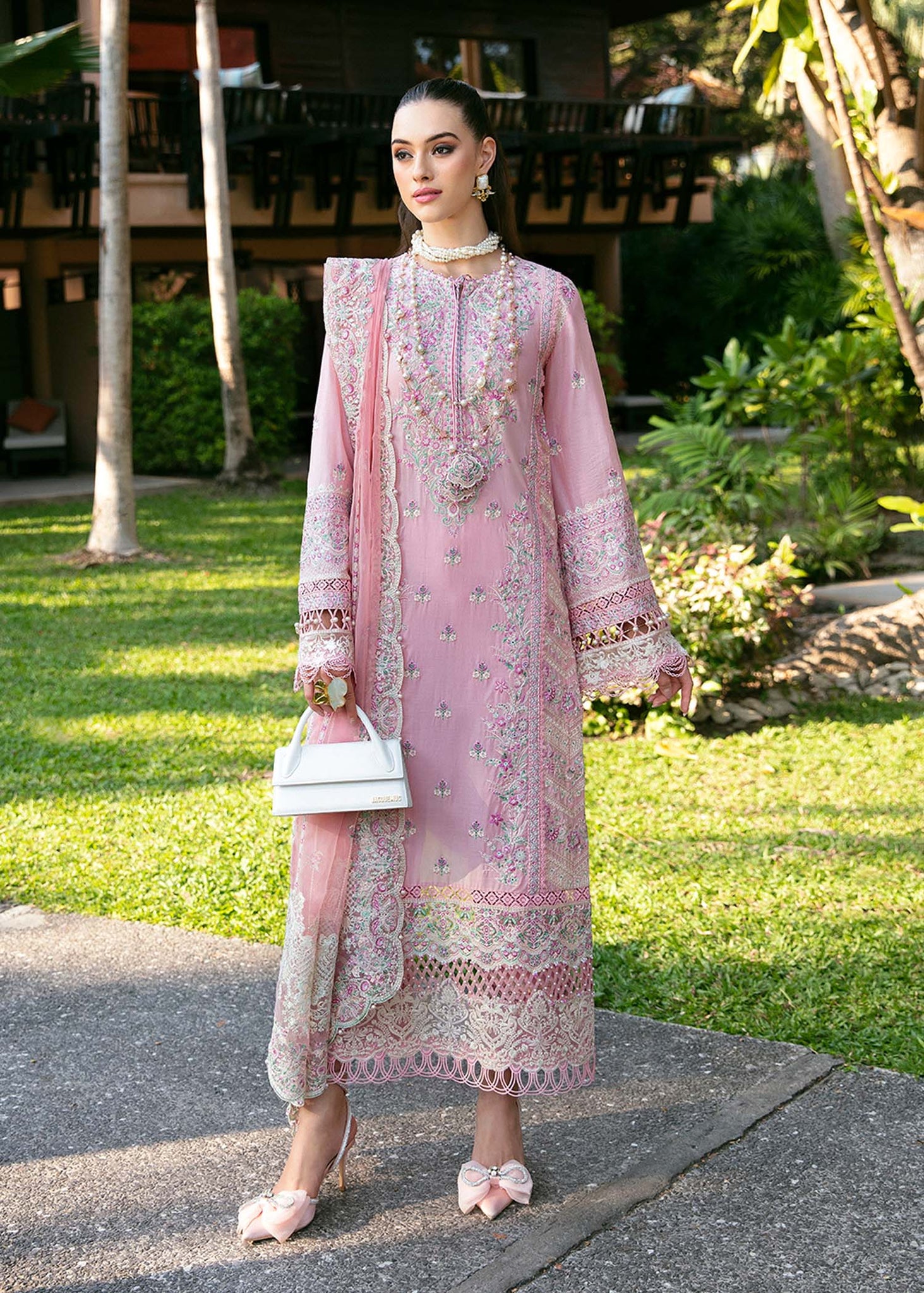 Kanwal Malik | Sareen Luxury Lawn 24 | Misty